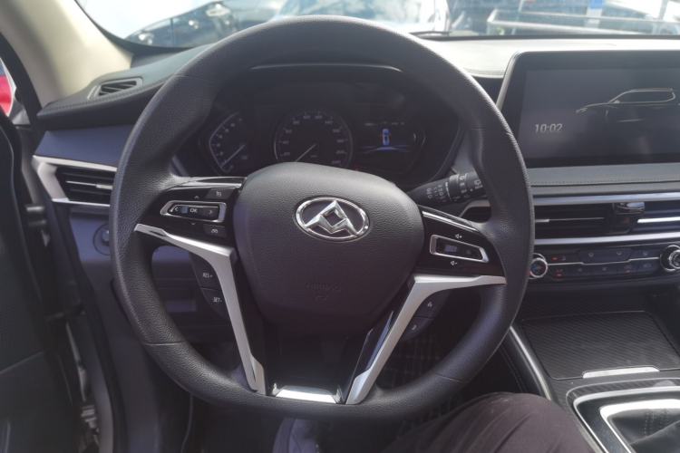 Used SAIC MAXUS D90 2017 2.0T Manual Two-Wheel Drive Mars Base Edition
