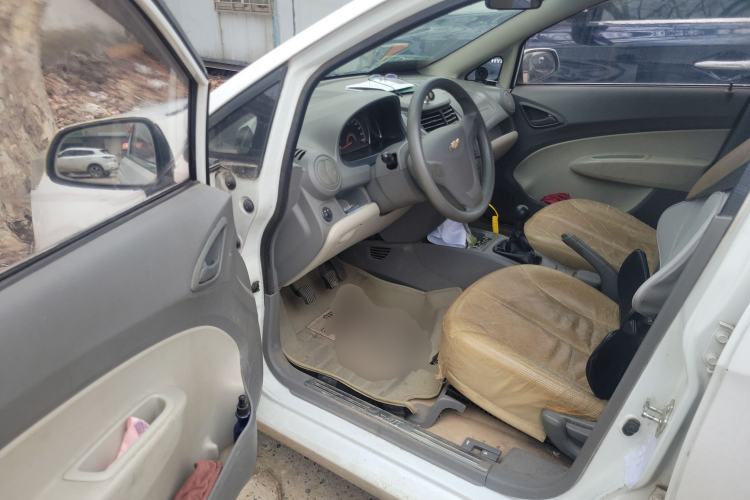 Used Chevrolet Sail 2013 Hatchback 1.2L Manual Ideal Edition