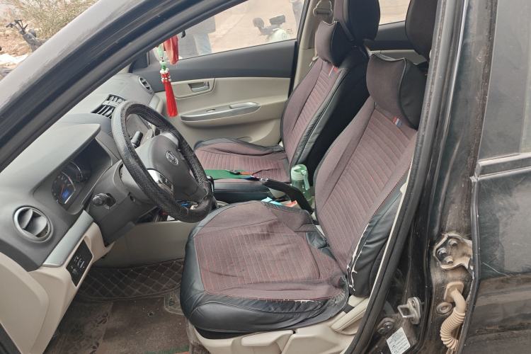 Used CHANGAN Alsvin V5 2012 1.5L Manual Dream Edition
