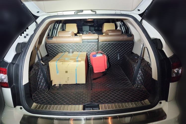 Used BYD S7 2015 2.0T Upgraded Automatic Luxury Version Trunk