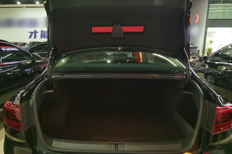 Used Volkswagen Magotan 2025 Zhongxiang Version 280TSI DSG Comfort Edition