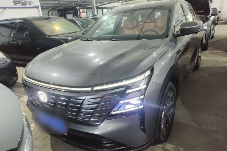 Used CHANGAN CS75 PLUS 2025 4th Generation 1.5T New Blue Whale Smart Luxury Edition Front