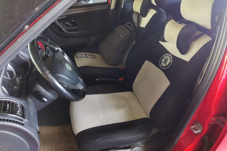 Used Skoda Fabia 2011 1.6L Automatic Crystal Edition
