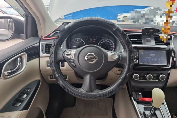 Used Nissan Sylphy 2018 1.6XV CVT Deluxe Edition Steering Wheel
