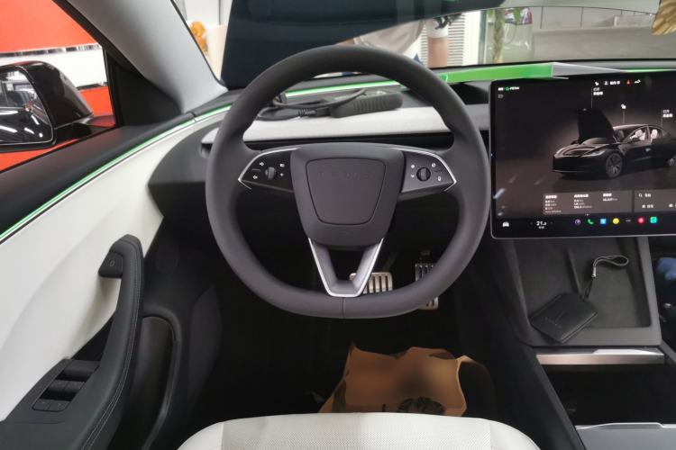 Used Tesla Model 3 2023 Long-Range All-Wheel-Drive Version Steering Wheel