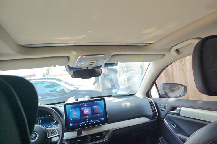 Used BYD Tang New Energy 2019 DM 2.0T All-Wheel Drive Connected Innovation Edition 7 Seats China VI Standard Headliner