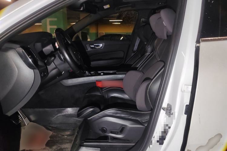 Used Volvo XC60 2019 T5 4x4 Zhiyuan Sport Edition China V Standard Left Front Seat