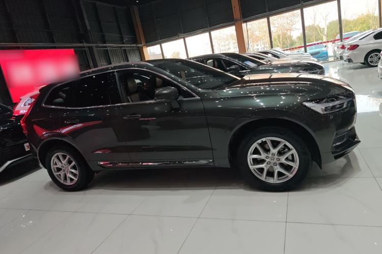 Used Volvo XC60 2021 T5 4x4 Smart Luxury Edition