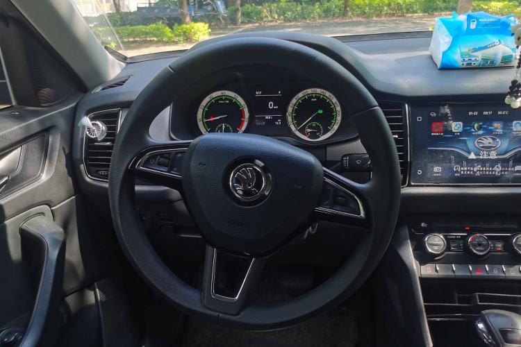 Used Skoda Kodiaq 2018 Facelifted TSI330 5-Seater Two-Wheel-Drive Comfort Edition