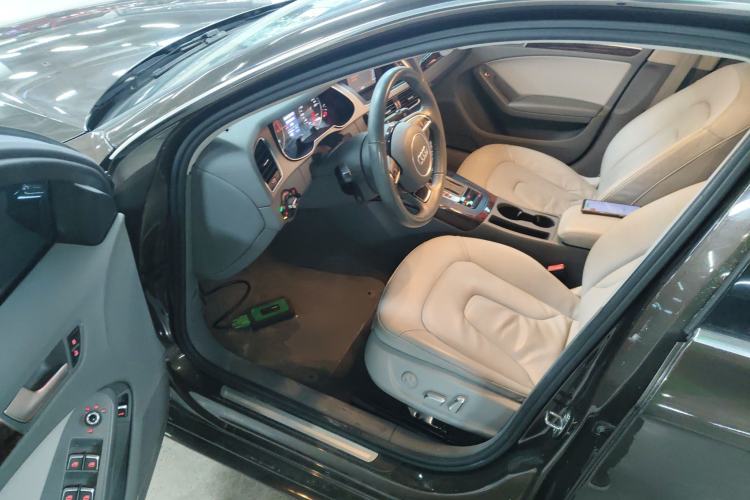 Used Audi A4L 2015 35 TFSI Automatic Comfort Model