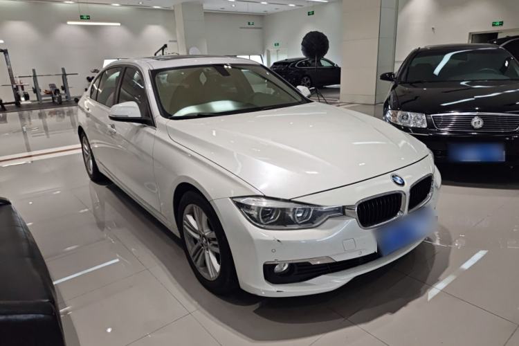 Used BMW 3 Series 2017 320Li Fashion Model Front Right 45 Deg