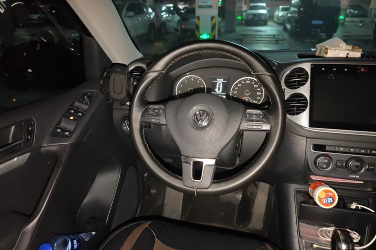 Used Volkswagen Tiguan 2017 300TSI Automatic Two-Wheel Drive Silk Road Comfort Edition Steering Wheel