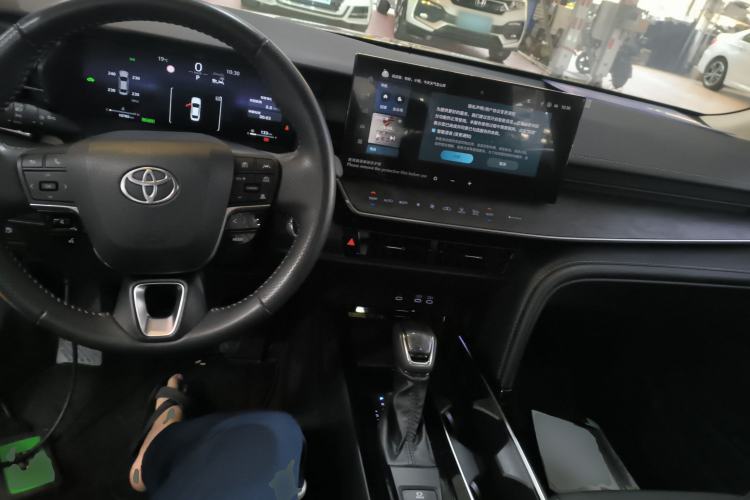 Used Toyota Camry 2024 Dual-Motor 2.0 HG Premium Edition
