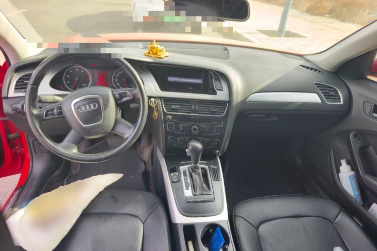 Used Audi A4L 2012 2.0 TFSI automatic standard version