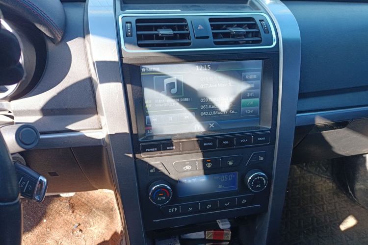 Used Huanghai N3 2017 2.5T Manual 4x4 Sport Edition JE4D25Q5A