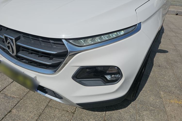 Used Baojun 510 2017 1.5L Manual Fashion Model Left Front Headlight