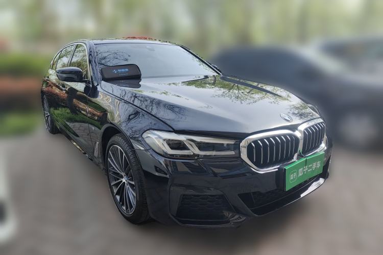 Used BMW 5 Series 2023 530Li Leading Model M Sport Package Front Right 45 Deg