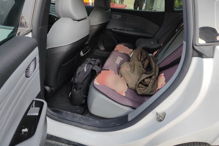 Used Geely Galaxy E8 2024 550 km Range Rear-Drive MAX
