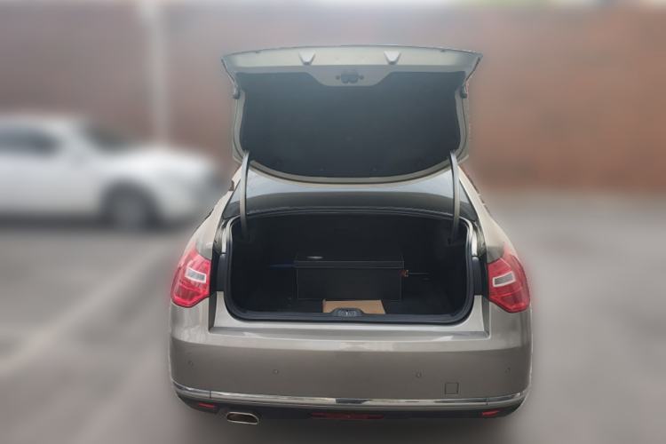 Used Citroen C5 2013 2.3L Automatic Zunyu Model