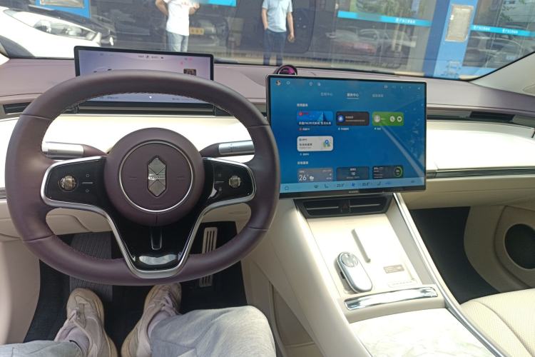 Used Hima Luxeed S7 2026 Model Max Center Console