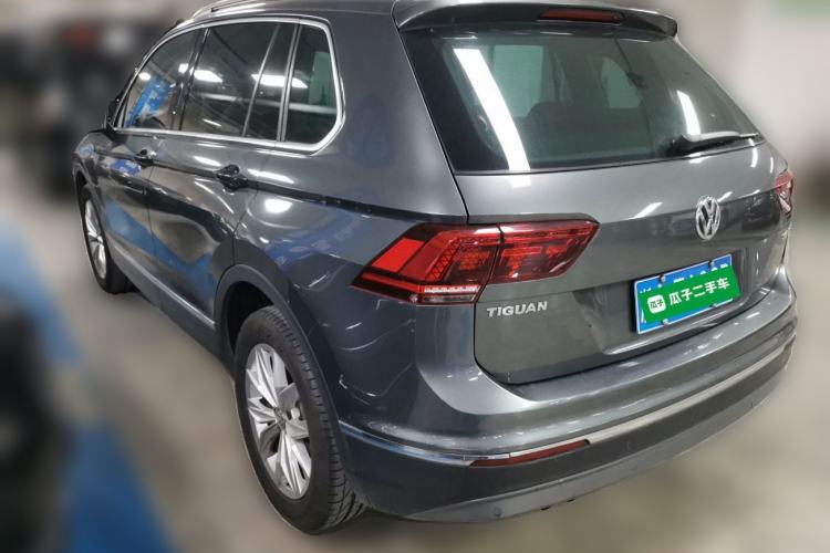 Used Volkswagen Tiguan 2018 330TSI All-Wheel-Drive Innovation Model Rear Left 45 Deg