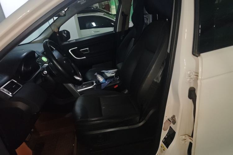 Used Land Rover Discovery Sport 2019 240 PS SE Version China VI Standard Left Front Seat