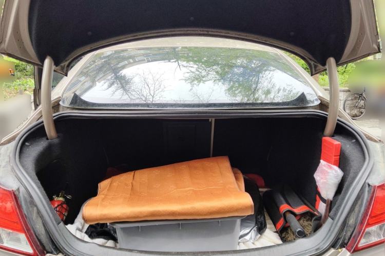 Used Buick Regal 2012 2.0L Comfort Edition Trunk