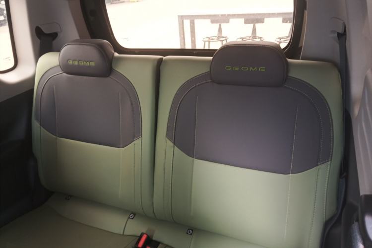 Used Geely Galaxy Panda 2024 200km Panda Rider Left Rear Seat