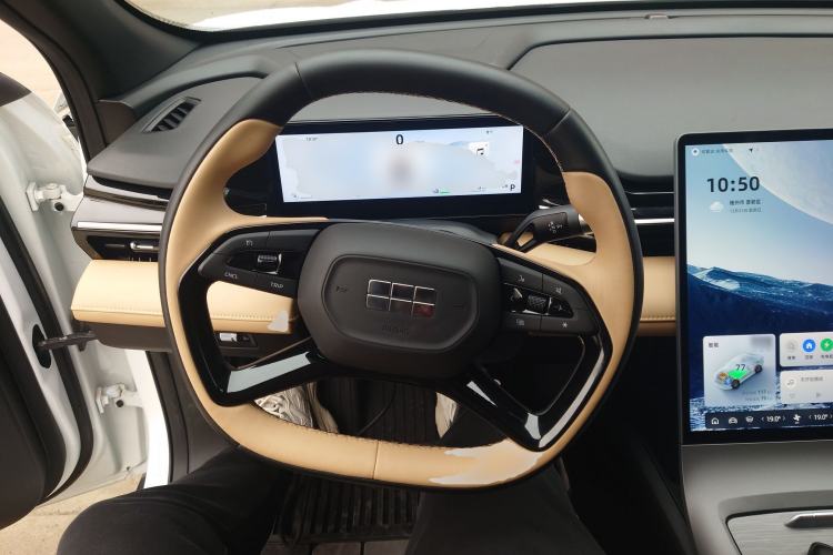 Used Geely Galaxy L6 2023 125km MAX