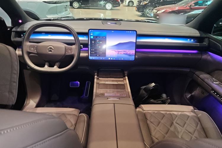 Used Nio ES8 2026 Model 6-seat Executive Luxury Edition Center Console