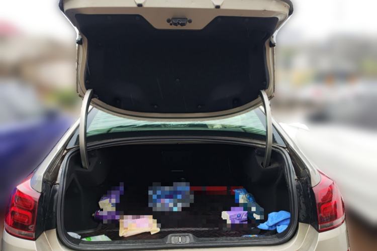 Used Citroen C5 2017 350THP Automatic Luxury Model Trunk