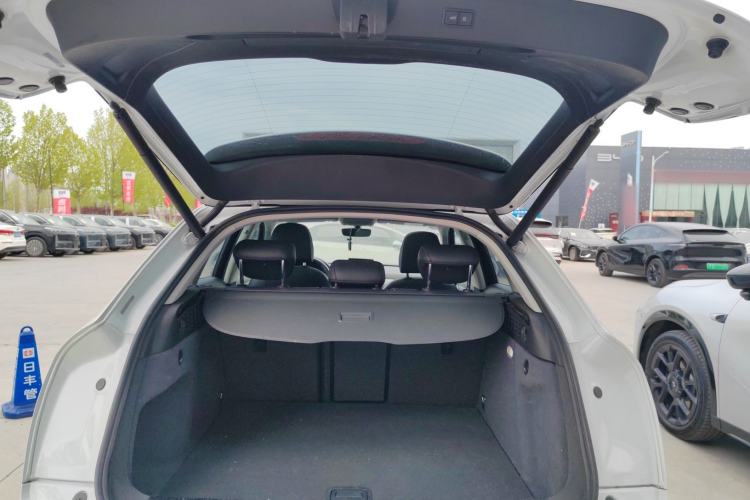 Used Audi Q3 2018 30th Anniversary Edition 30 TFSI Fashion Model Trunk