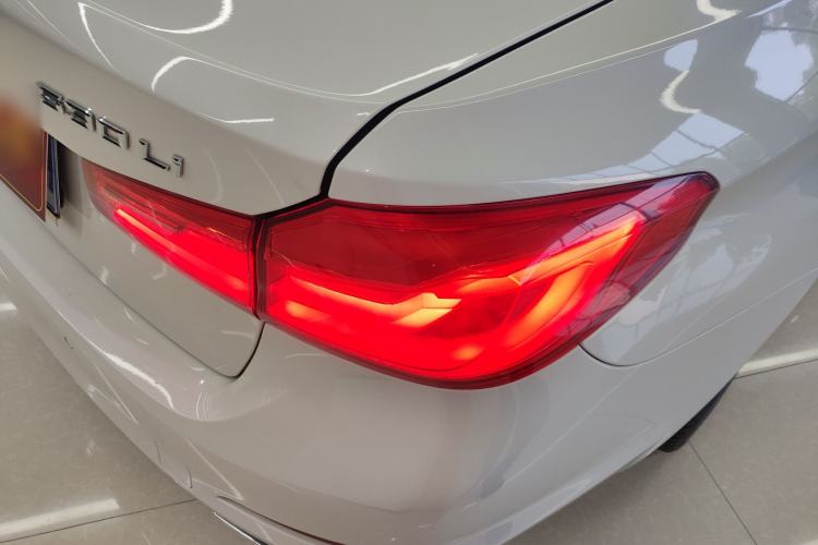 Used BMW 5 Series 2019 530Li Leading Model Luxury Package
