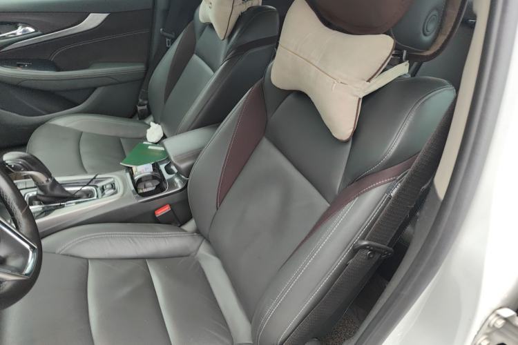 Used Chevrolet Malibu 2016 2.4L Automatic Luxury Edition Left Front Seat