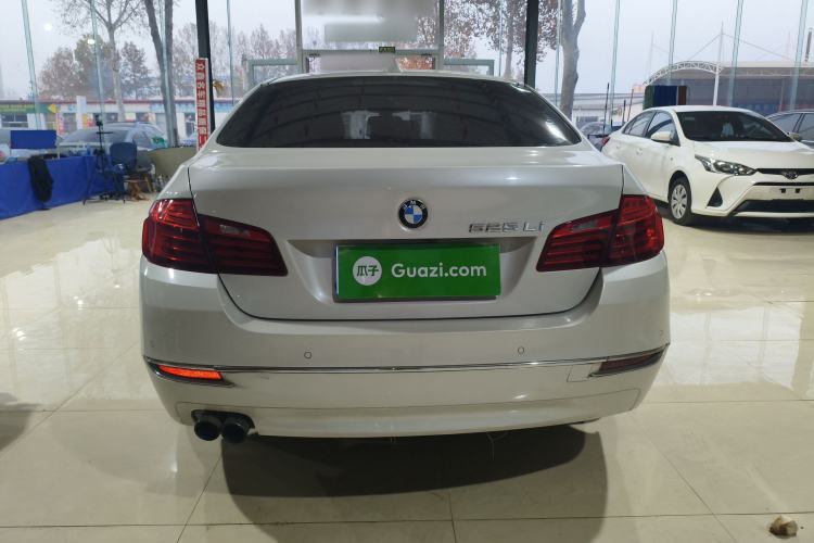 Used BMW 5 Series 2014 525Li Luxury Design Package
