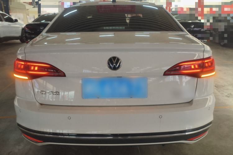 Used Volkswagen Bora 2023 300TSI DSG Prestige Edition

