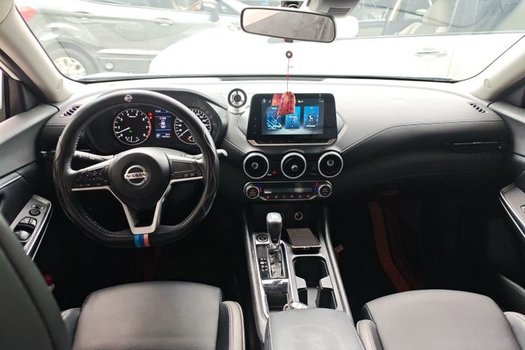 Used Nissan Sylphy 2021 1.6L XL CVT Enjoyment Edition Center Console