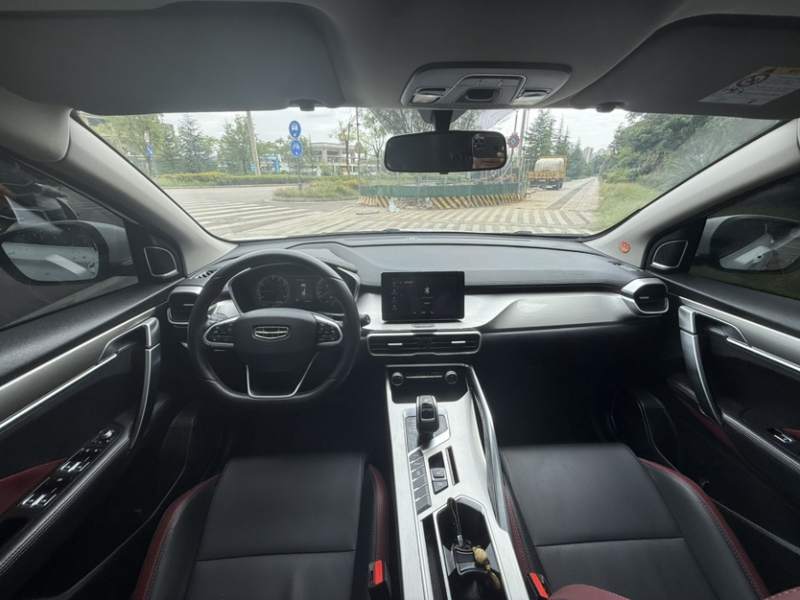 Used Geely Auto Coolray 2020 Facelift 240T DCT Hunter — 19