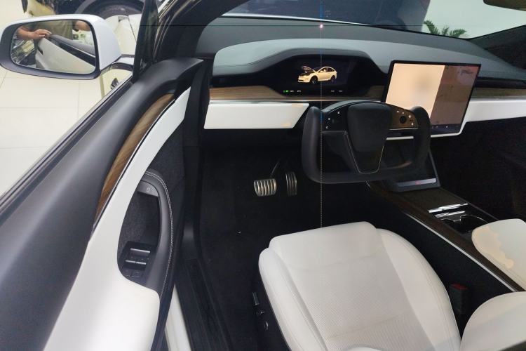 Used Tesla Model X 2023 Dual-Motor All-Wheel-Drive Version

