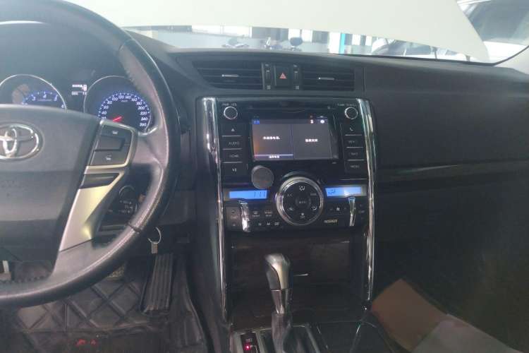 Used Toyota Reiz 2013 2.5V Shangrui Edition
