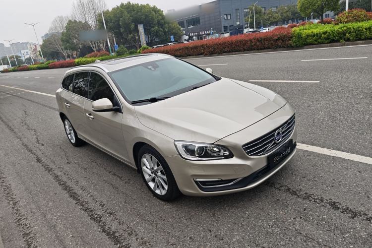 Used Volvo V60 2016 T5 Zhiyi Edition