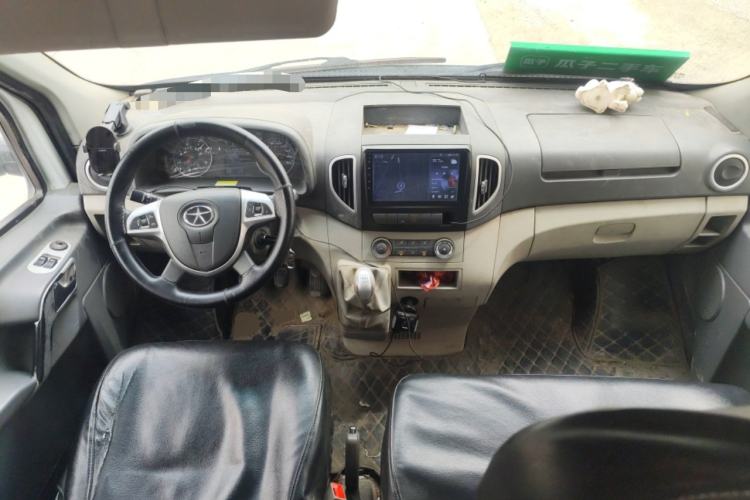 Used JAC Group Sunray 2017 2.7T Long-Wheelbase High-Roof Star Express Multifunctional Commercial Vehicle Center Console