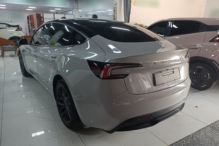 Used Tesla Model 3 2023 Rear-Wheel-Drive Version
