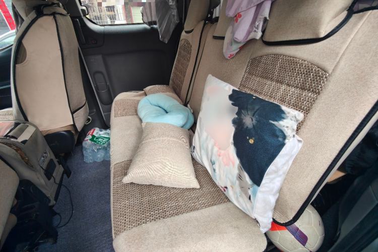 Used Nissan NV200 2012 1.6L 232 Seats Luxury Version Left Rear Seat