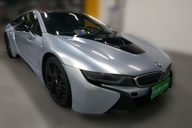 Used BMW i8 2014 Standard Model
