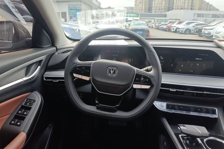 Used CHANGAN Eado 2023 Changan Edition PLUS Blue Whale NE 1.4T GDI DCT Prestige Version Steering Wheel