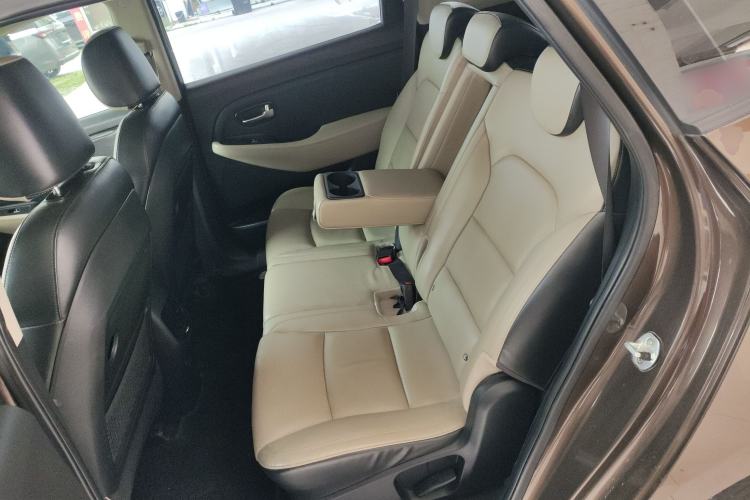 Used Kia Carens 2013 2.0L 7-Seater Automatic Comfort Edition China IV Standard