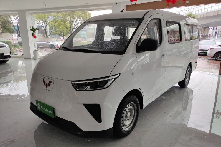 Used Wuling Yangguang 2025 Model 400km Bus Edition—Comfort Edition