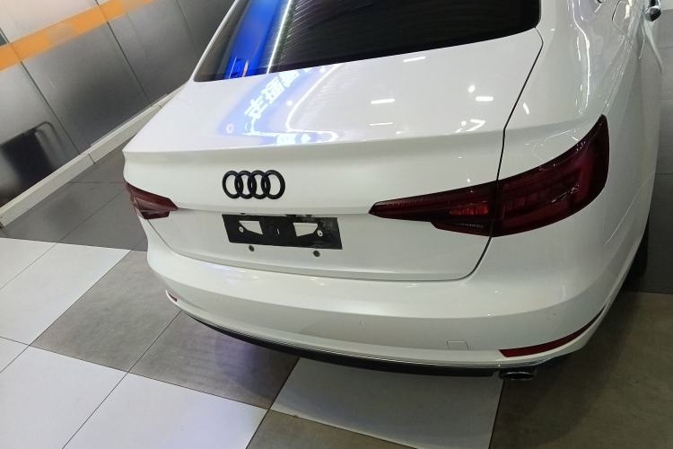 Used Audi A4L 2018 30th Anniversary Edition 40 TFSI Trendy Model