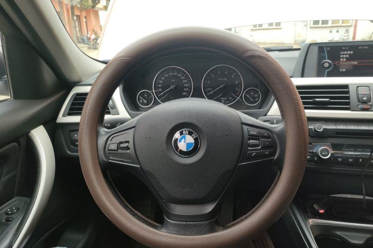 Used BMW 3 Series 2013 320i Sport Edition Steering Wheel
